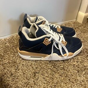 Jordan’s size 8 / 8.5 men